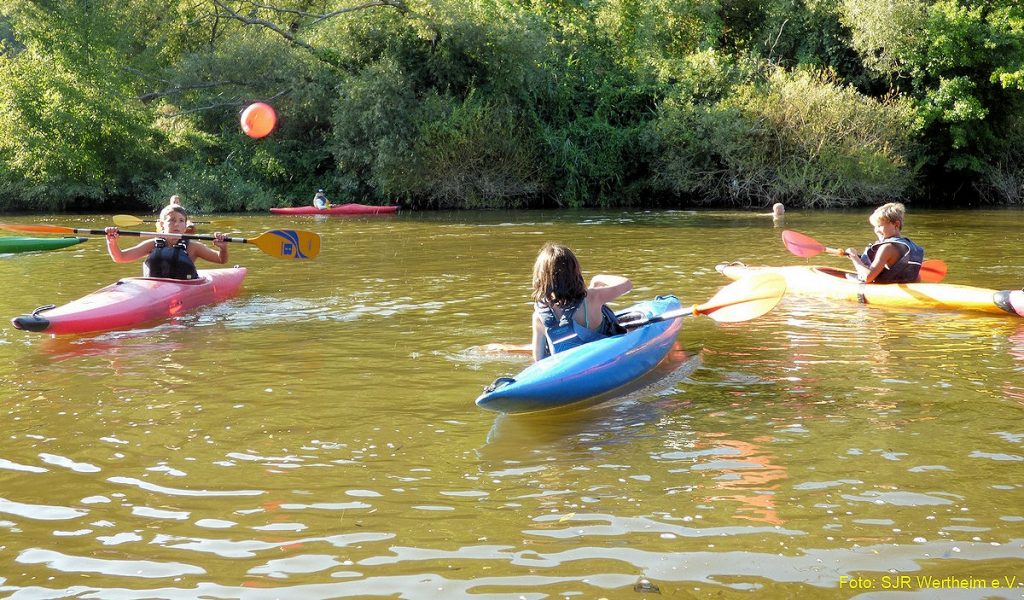 Das Sommerferienprogramm des Stadtjugendrings bietet rund 60 Aktivitäten für Kinder. Foto: Stadtjugendring