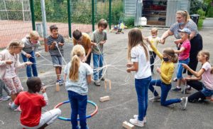 Die Ferienbetreuung bietet Schulkindern jede Menge Spiel, Spaß und Aktivitäten. Foto: Kommunale Jugendarbeit